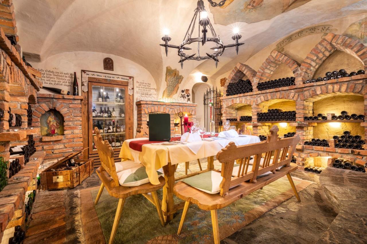 Hotel & Restaurant Wastlwirt Sankt Michael im Lungau Bagian luar foto