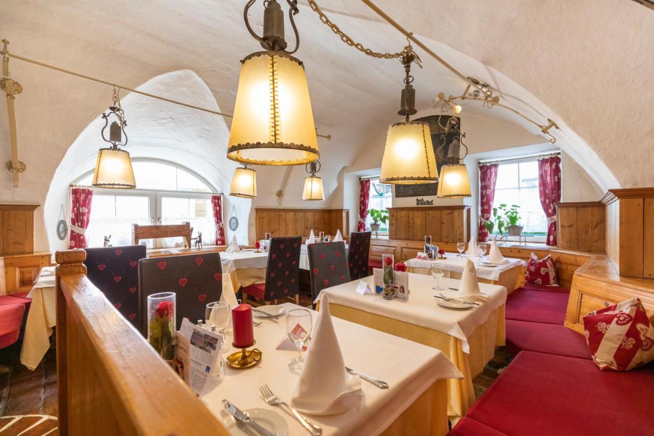 Hotel & Restaurant Wastlwirt Sankt Michael im Lungau Bagian luar foto